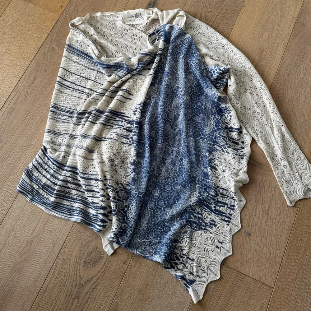 Anthropologie Angel Of The North Cream and Blue Wrap S/M